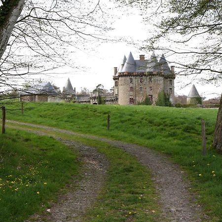 Hotel De La Gare Dol-de-Bretagne Eksteriør bilde