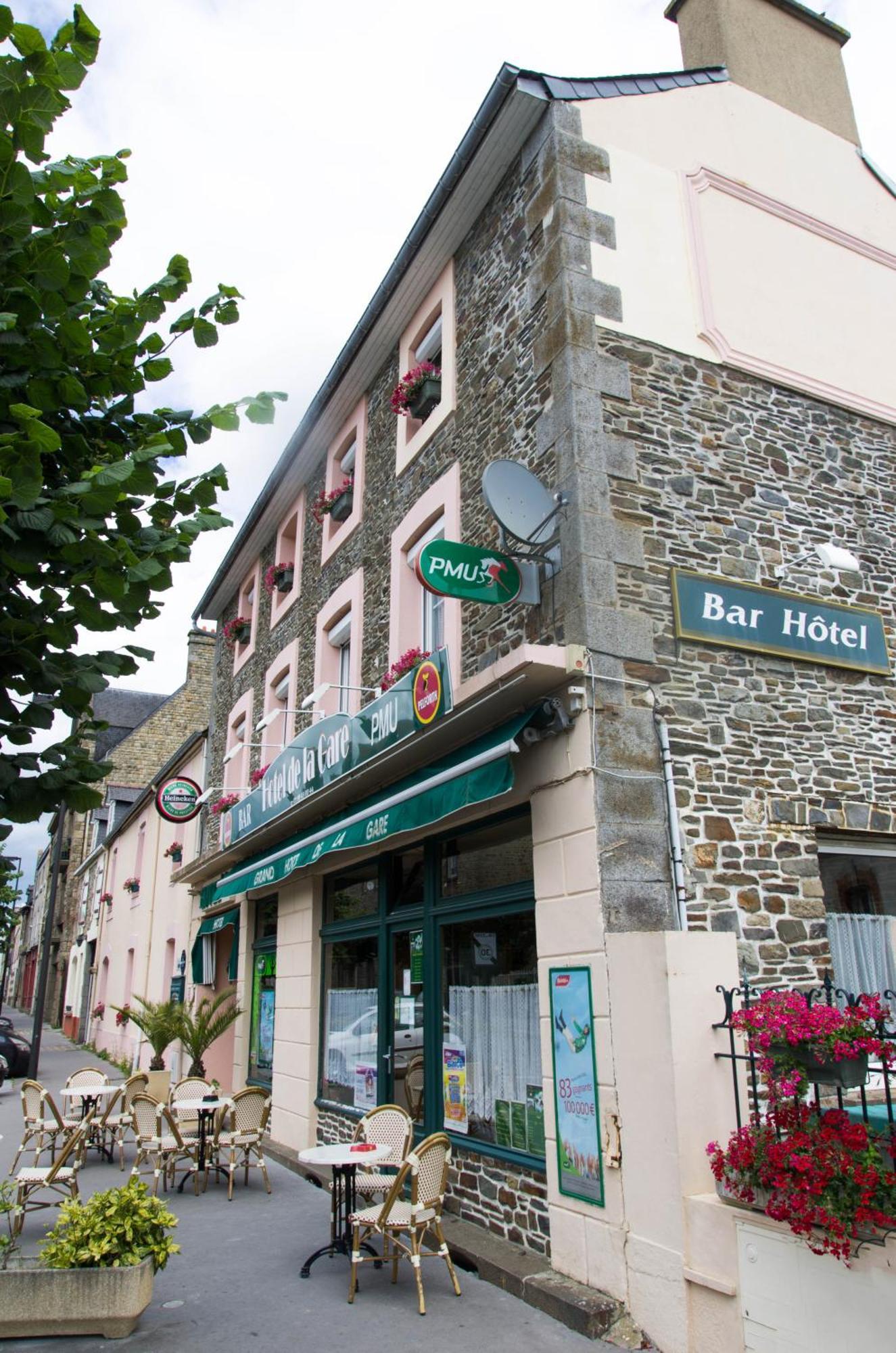 Hotel De La Gare Dol-de-Bretagne Eksteriør bilde